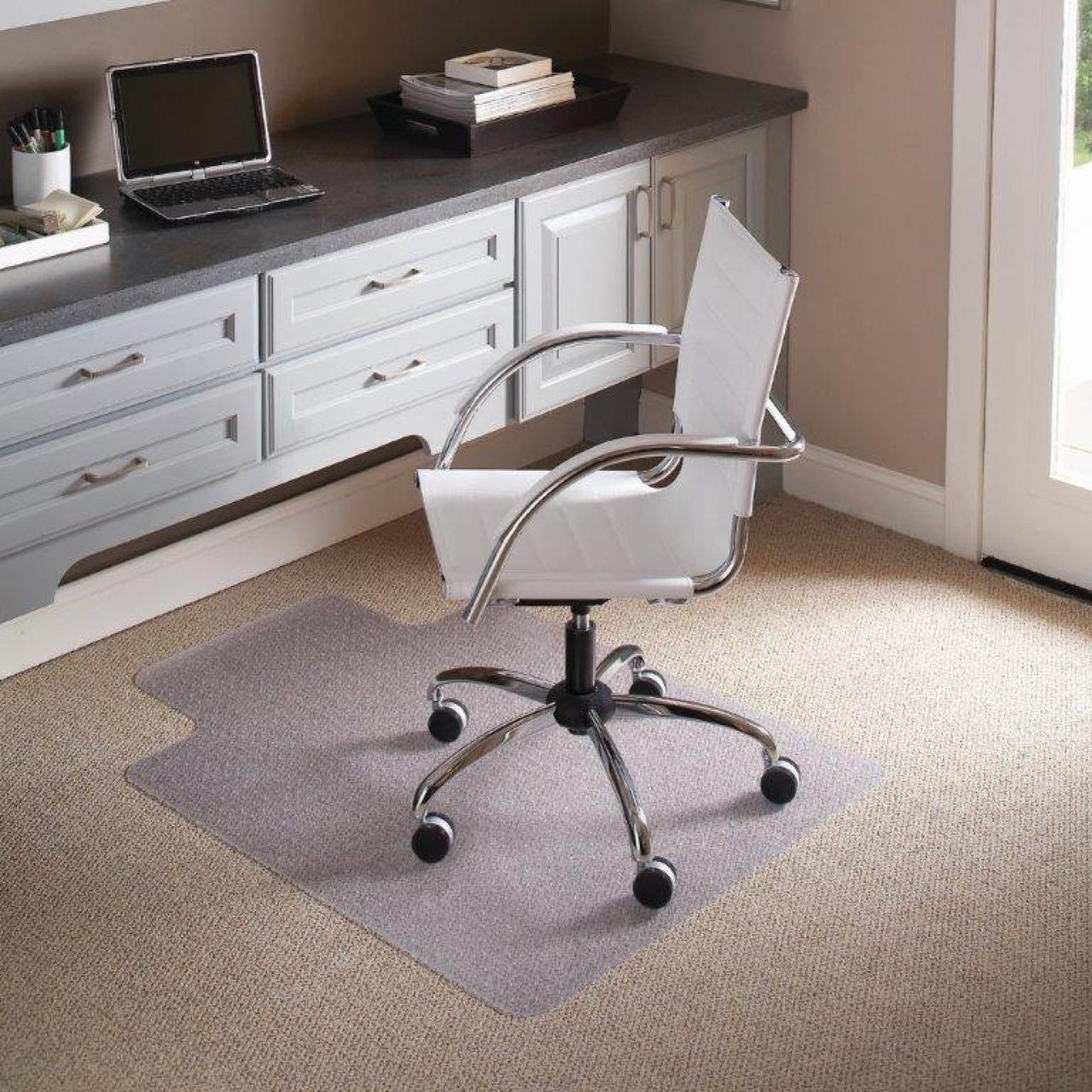 ES Robbins EverLife 45" x 53" Low Pile Chair Mat with Lip, Clear (ESR128173) - Image 1