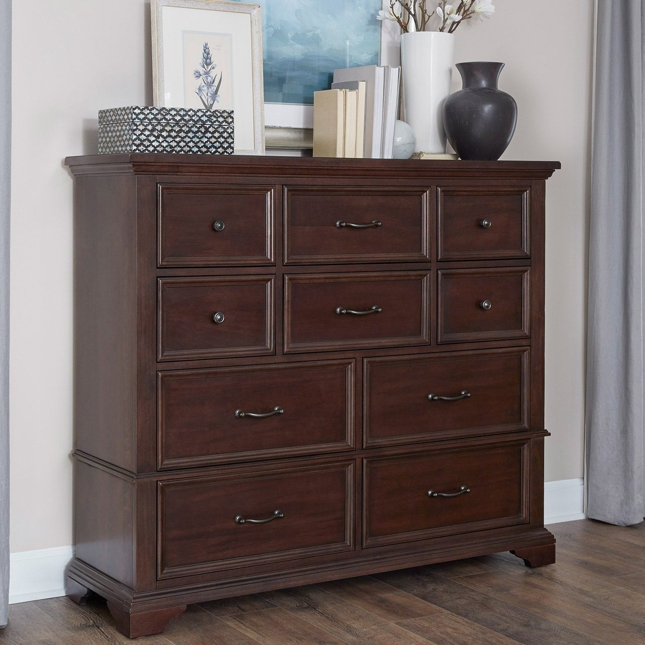Universal Broadmoore Fergus Gentleman's Chest - Image 1