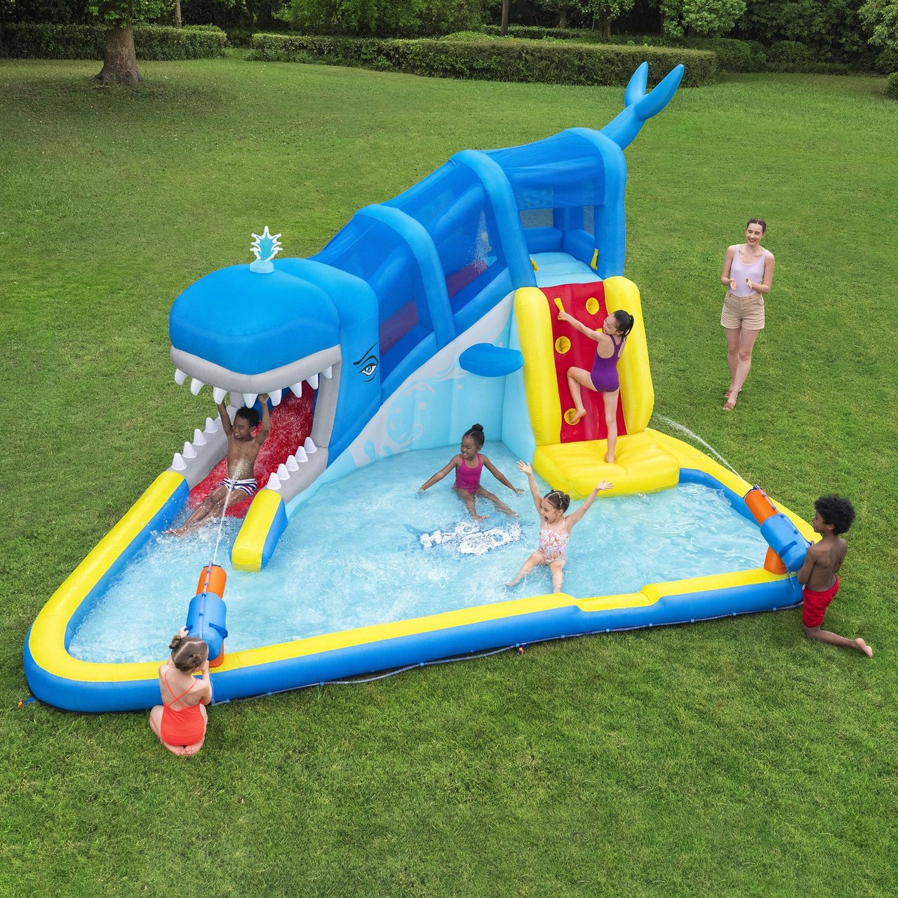 Bestway Whale Waterpark - Image 1