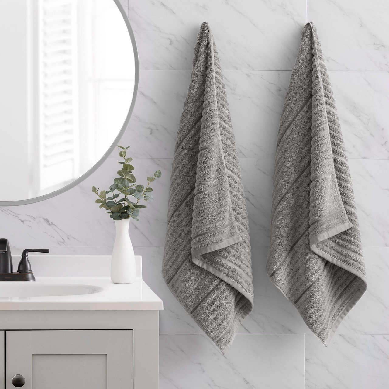 WelHome Bumpy Rib Bath Towel, 2-Pack (Gray) - Image 1