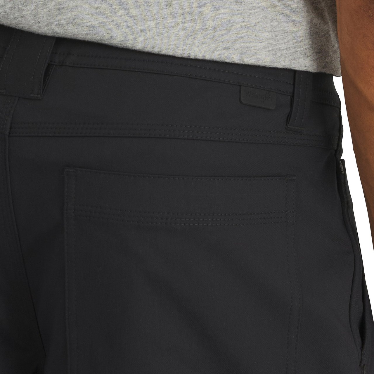Wrangler Men's Utility Short - Image 1