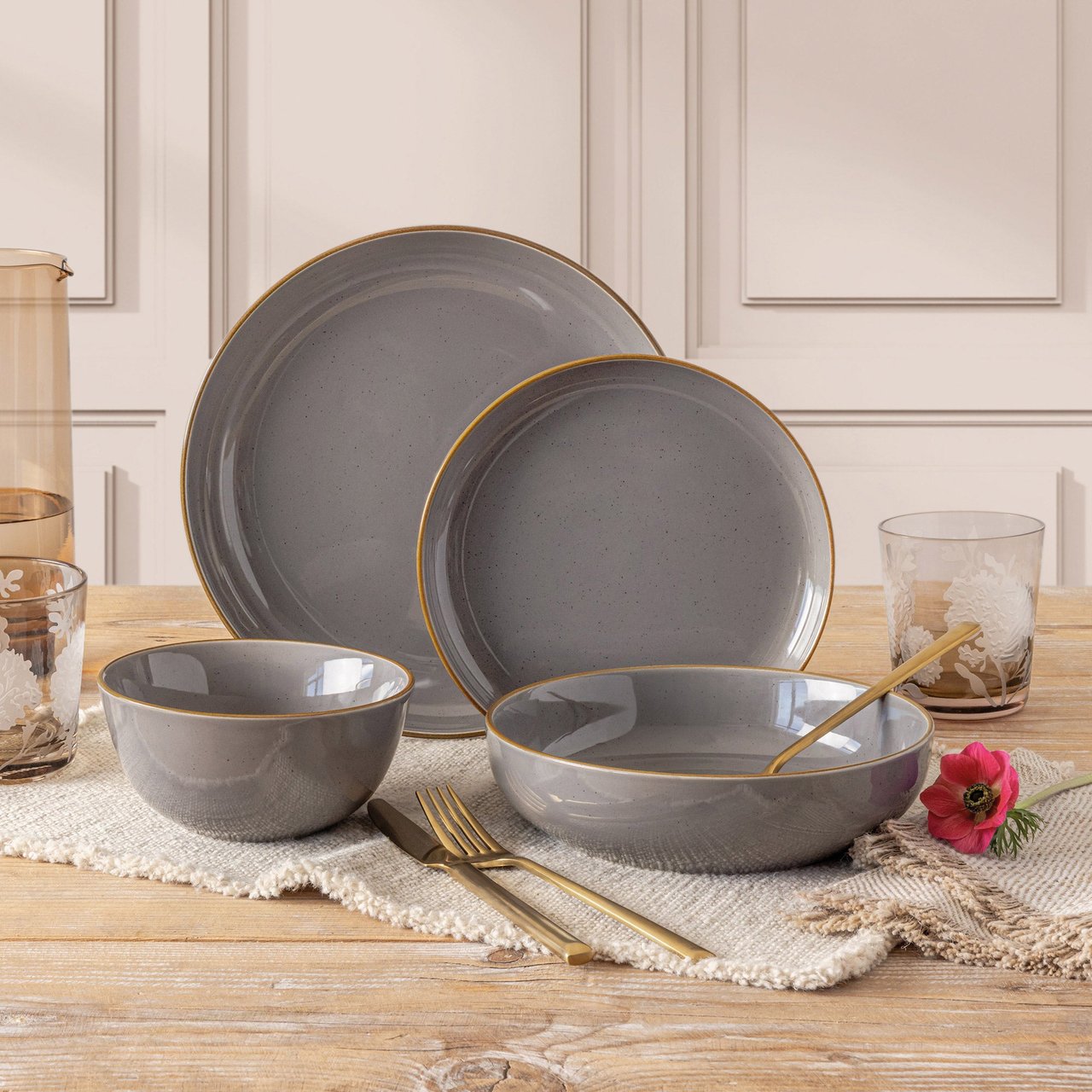 Over&Back Options Dinnerware Set 16-Piece - Image 1