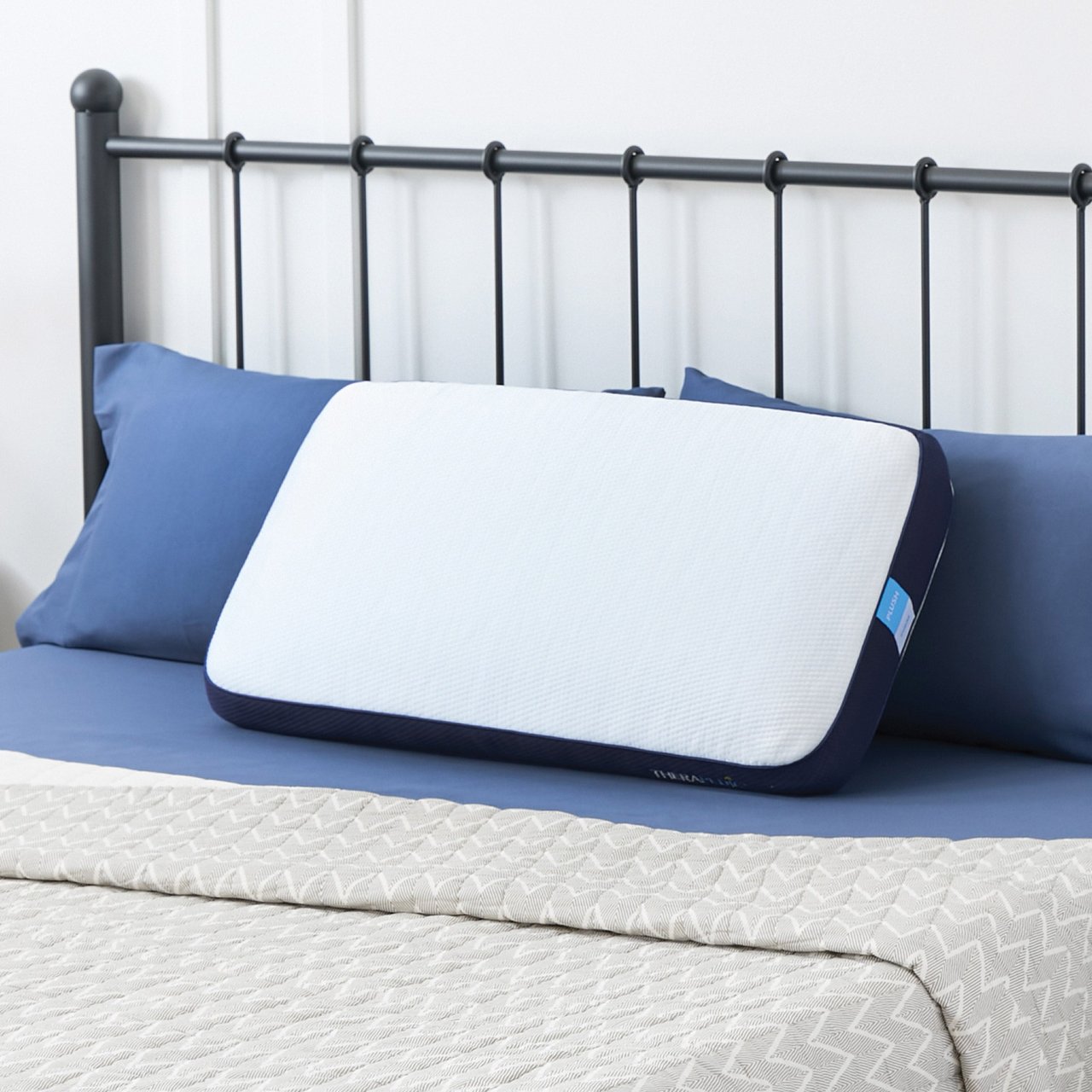 Therapedic Dual Comfort Gel Memory Foam Bed Pillow - Image 1