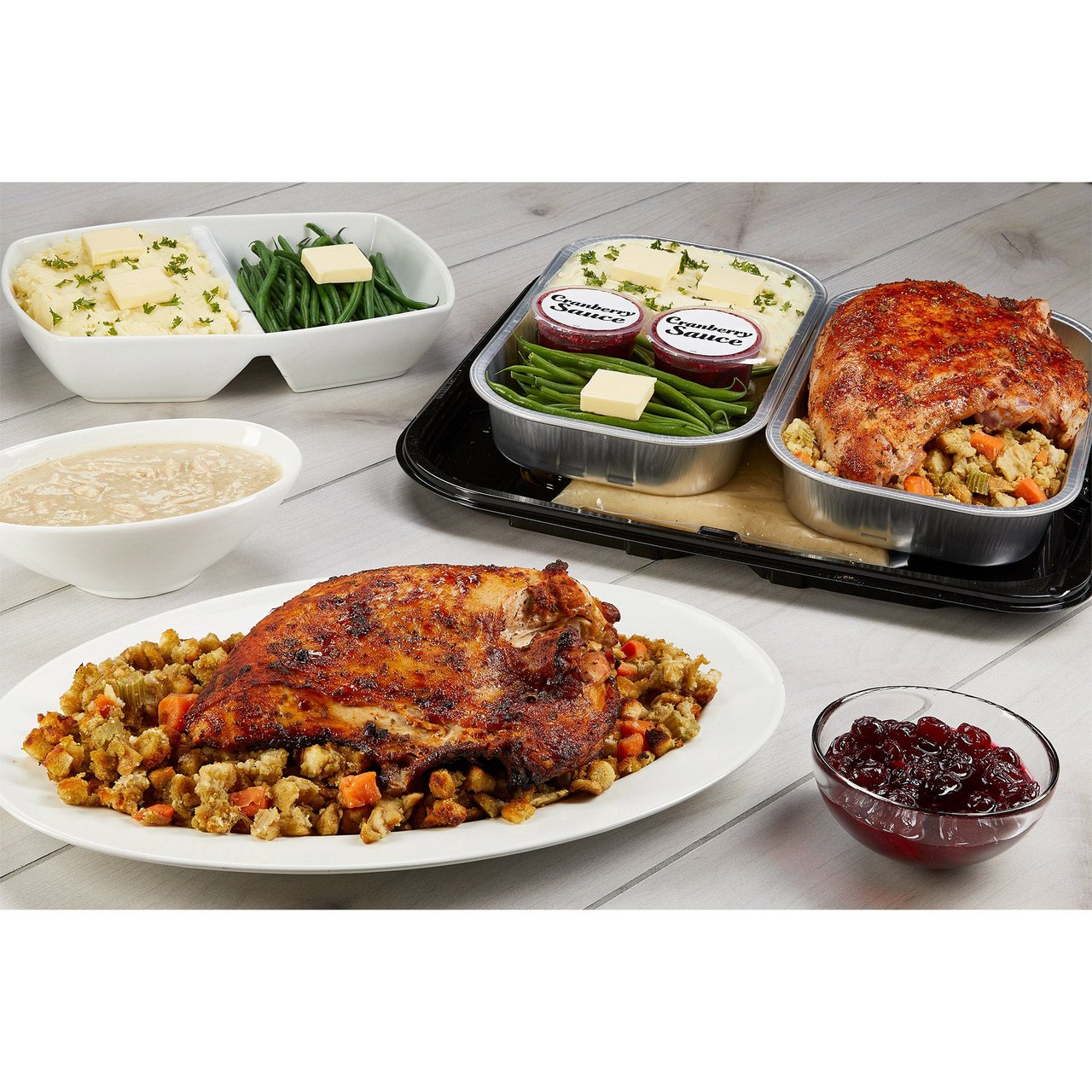 Kirkland Signature Turkey Dinner Kit with Stuffing & Gravy Per Lb - Image 1