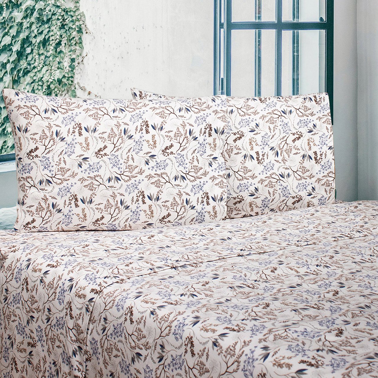 Portuguese Flannel Sheet Set 4-Piece Queen - Image 1
