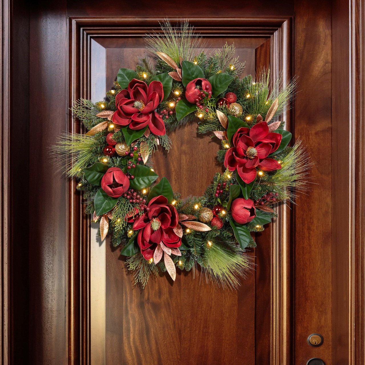 30" Magnolia Wreath with Pre-Lit Micro LED Lights - Image 1