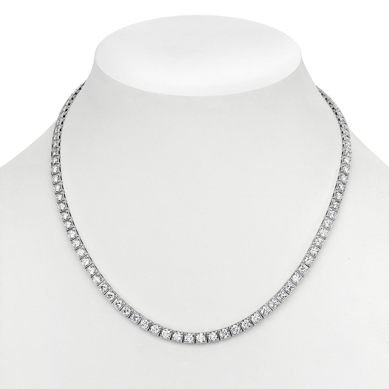 11.23 CTW Round Diamond 18kt White Gold Diamond Necklace, VS1/VS2, "H/I" - Image 1