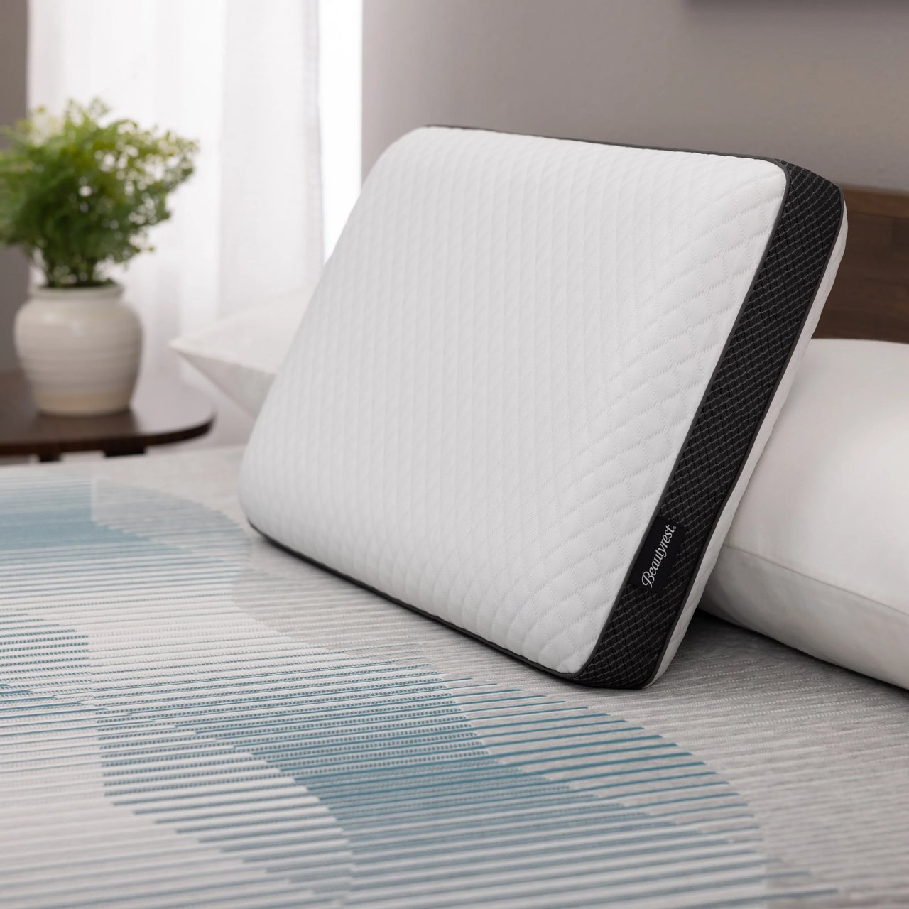 Beautyrest DualCool Carbon Fiber Memory Foam Pillow with AquaCool Technology - Image 1
