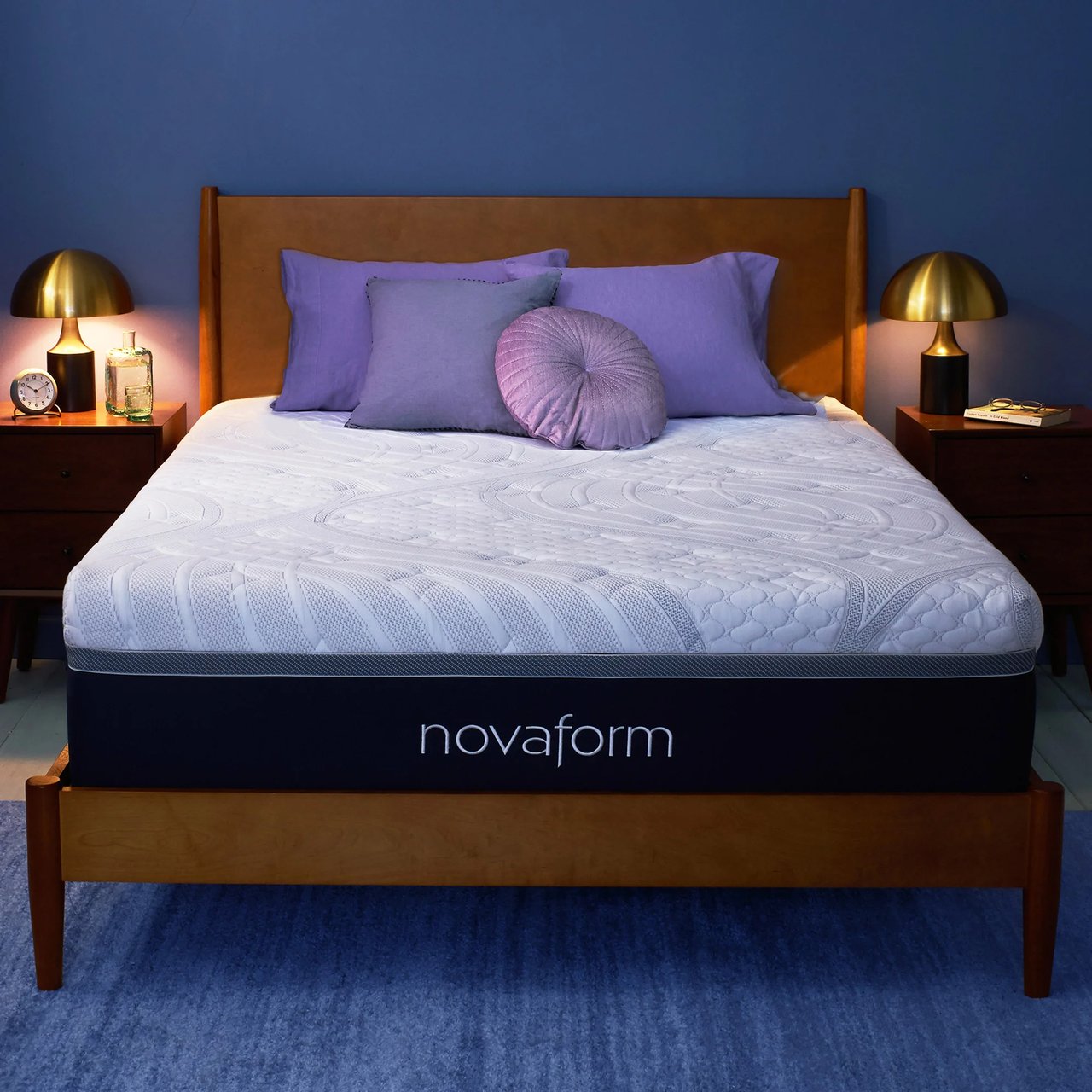 Novaform ComfortGrande Plus 14" Gel Memory Foam Mattress, Queen - Image 1