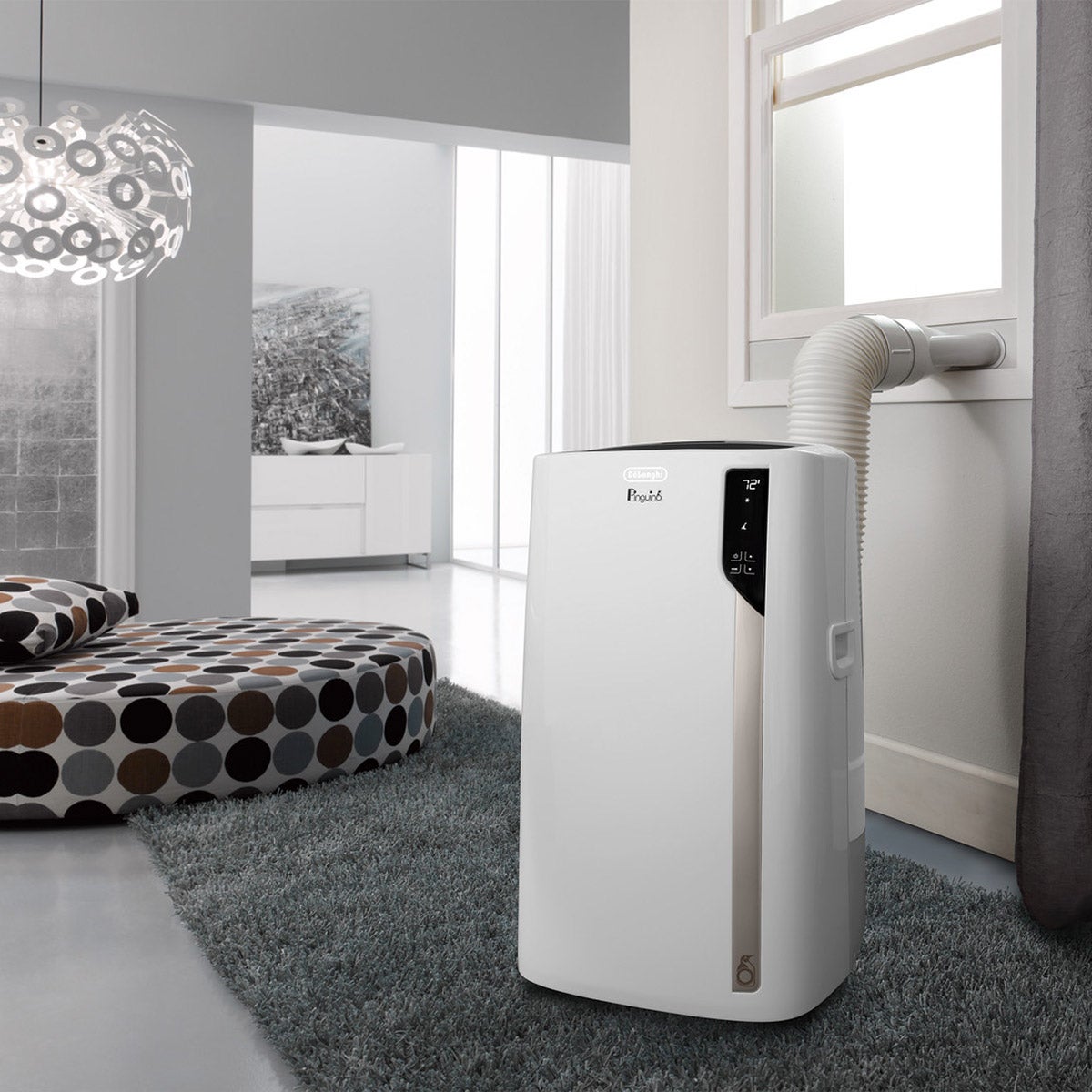De'Longhi Portable Air Conditioner 7200 BTU, 500 Sq Ft - Image 1