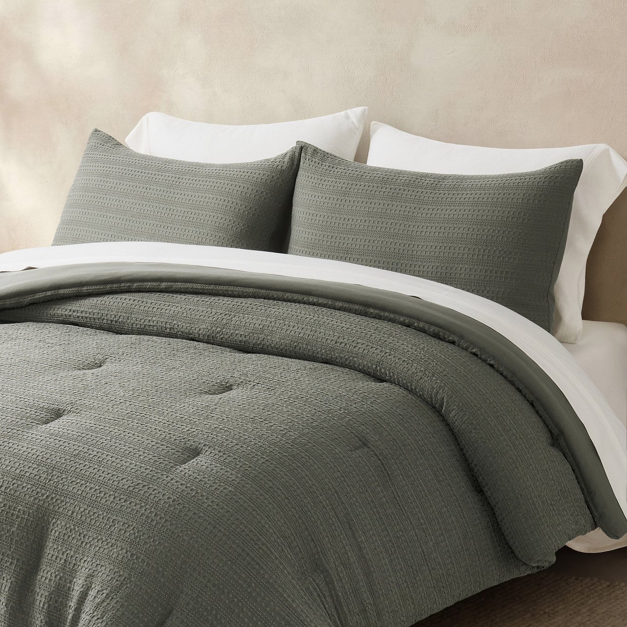 Evergrace 3-Piece King Size Waffle Comforter Set - Image 1