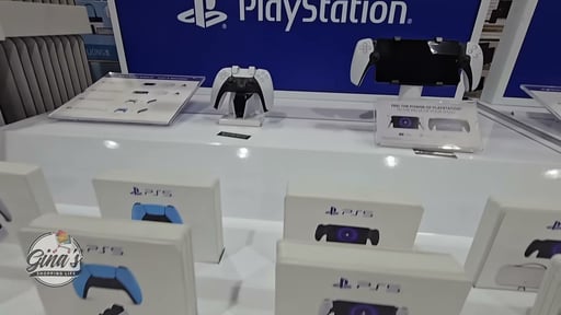 Sony PS5 DualSense Controller & Charger Bundle - White
