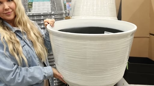 Blaire 22" Resin Planter