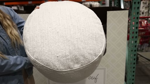 Boucle Indoor Pouf