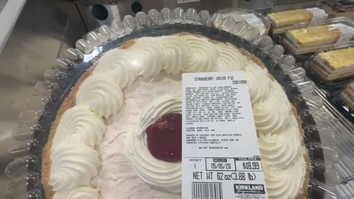 Strawberry Cream Pie, 3 lb 14 oz