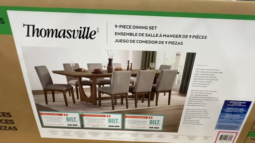 Thomasville Carmel Valley 9-Piece Dining Set