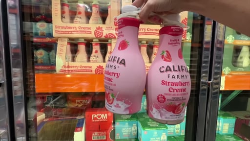 Califia Farms Strawberry Creme 2/48 oz