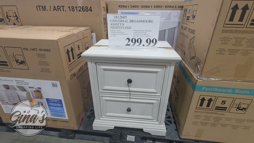 Universal Broadmoore Anistyn Nightstand