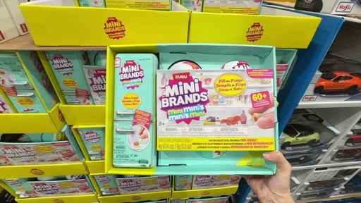Mini Brands Fill the Fridge