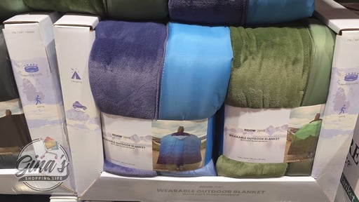 Below Zero Hooded Outdoor Blanket 54" x 72"