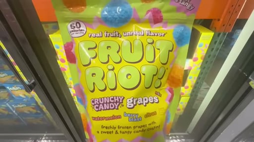 Fruit Riot Crunchy Candy Grapes, 20 oz