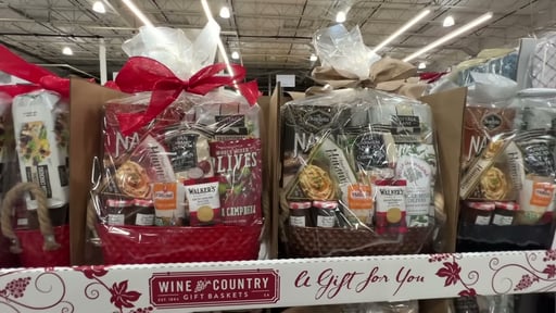 Houdini Metal Holiday Basket with Rope 29.92 oz