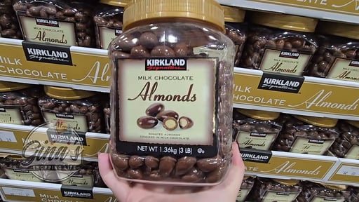 Kirkland Signature Milk Chocolate Almonds 48 OZ