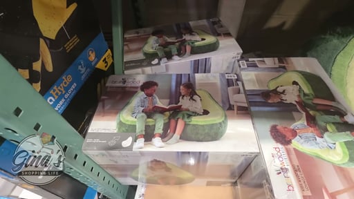 Avocado Lounge Chair