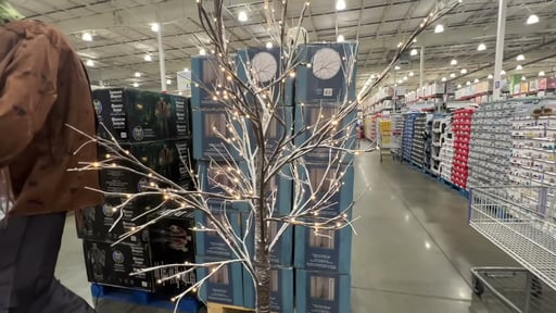 7' LED Potted Tree with Twinkle Lights