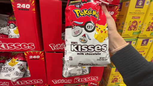 Hershey's Pokémon Chocolate Kisses, 38.7 oz