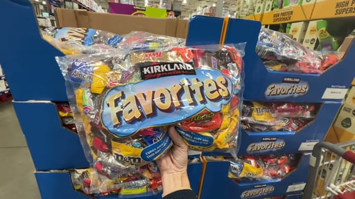 Kirkland Signature Favorites Candy Variety, 90 oz
