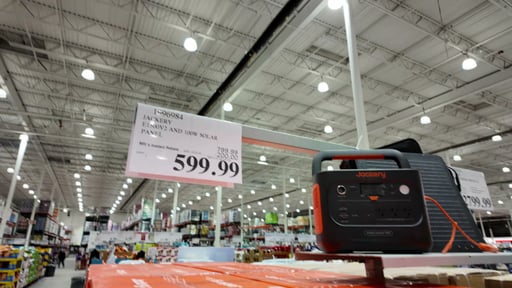 Jackery E1500V2 and 100W Solar Panel