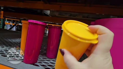 Tupperware Heritage 2-Pitchers & 4-Tumblers with Lids