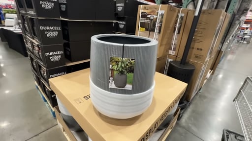 Lightweight Concrete Planter
