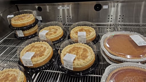 Kirkland Signature Pumpkin Cheesecake with Whipped Topping