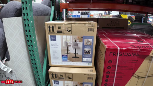 Bayside Highland Gas Lift Bar Stool