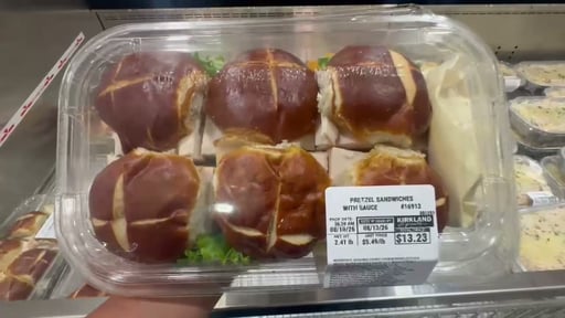 Chicken Sandwich on Pretzel Buns with Sauce (per lb)