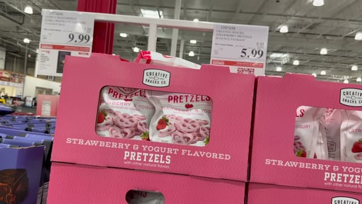Creative Snacks Strawberry & Yogurt Pretzels