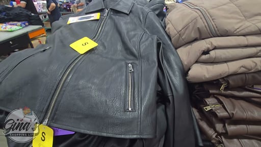 Levi's Women's Faux Leather Jacket