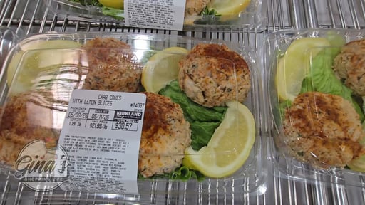 Crab Cakes with Lemon Wedges (Per Lb)