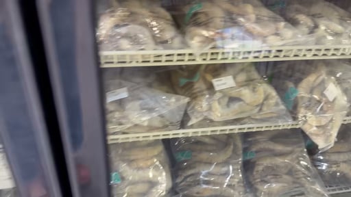 Whole Head On Farmed White Shrimp 9/14 ct (4 lb bag)