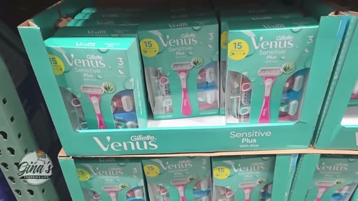 Gillette Venus Sensitive Plus Disposable Razors, 15 Count