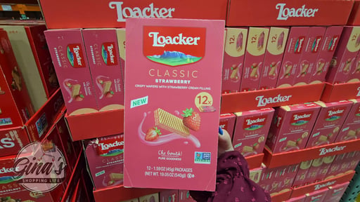 Loacker Classic Strawberry Crispy Wafers, 12 ct / 1.59 oz