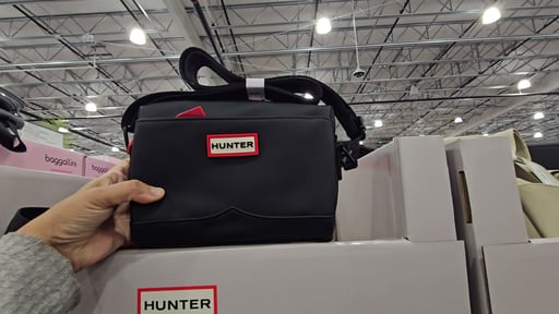 Hunter Women's Crossbody Bag