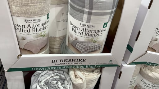 Berkshire Down Alternative Blanket, Twin 66" x 96"