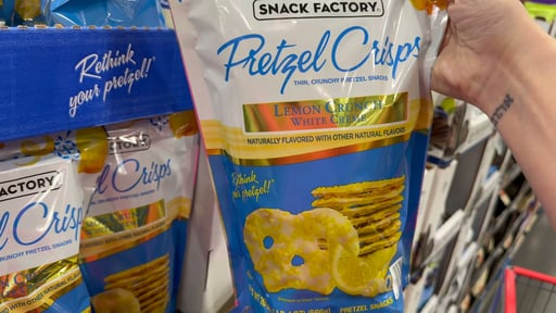 Snack Factory Pretzel Crisps Lemon Crunch White Creme