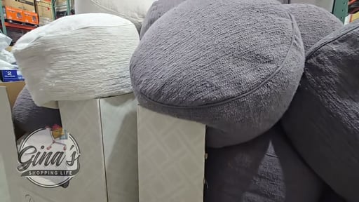Boucle Indoor Pouf