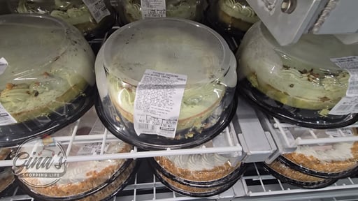 Pistachio Cheesecake With Whipped Topping