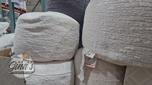 Boucle Indoor Pouf