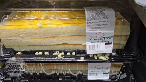 Kirkland Signature Peaches and Cream Bar Cake